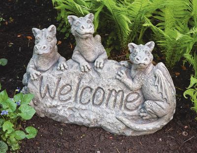 5040 WELCOME DRAGONS IN CLASSIC STERLING WOODS STONE FINISH