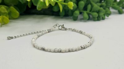 White Howlite Bracelet Faceted 3MM w/Silver Color Clasp