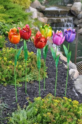 SR33 TULIP METAL GARDEN STAKE - LARGE 34&quot;