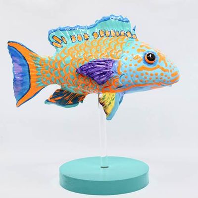 SPOTTED PARROTFISH ON STAND