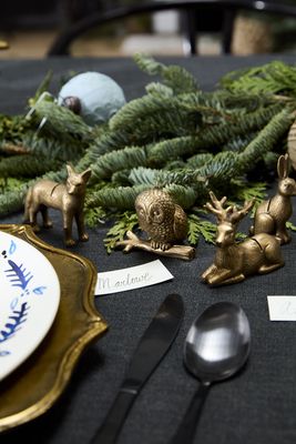 ENCHANTED CRITTER NAME CARD  HOLDER