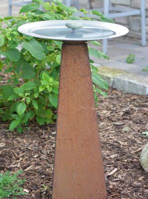 FRANCIS BIRD BATH - OBELISK