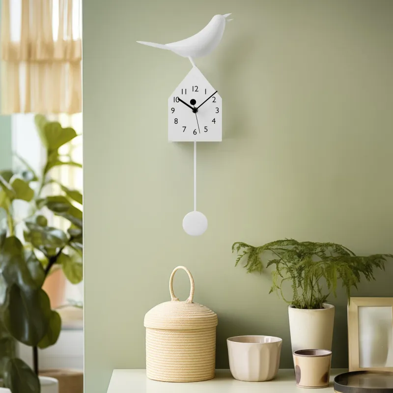 MOTION BIRDHOUSE CLOCK - WHITE