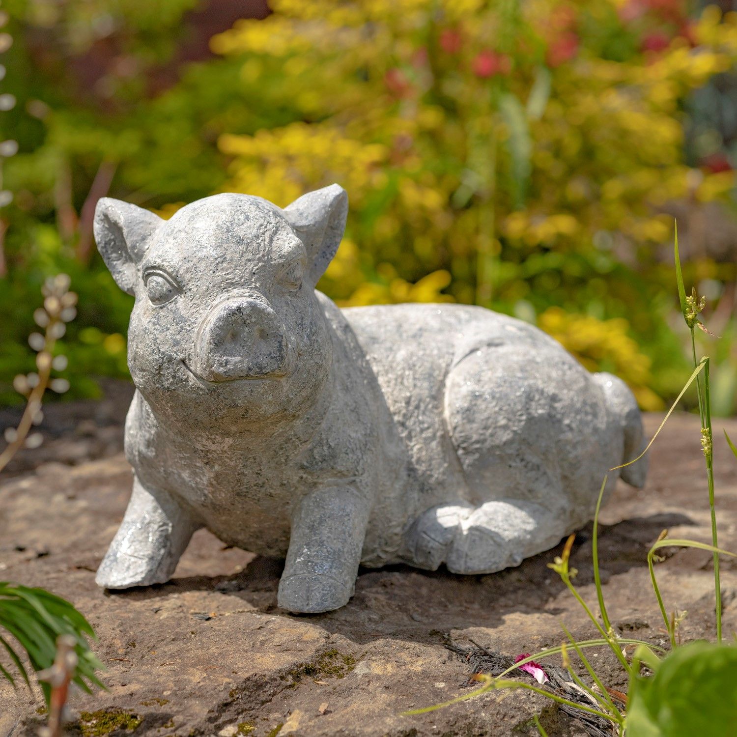 Small Magnesium Piglet Statue &quot;Clover&quot;