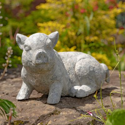 Small Magnesium Piglet Statue &quot;Clover&quot;