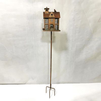85&quot; Tall Colonial Home Iron Birdfeeder Stake &quot;Ivyland&quot;