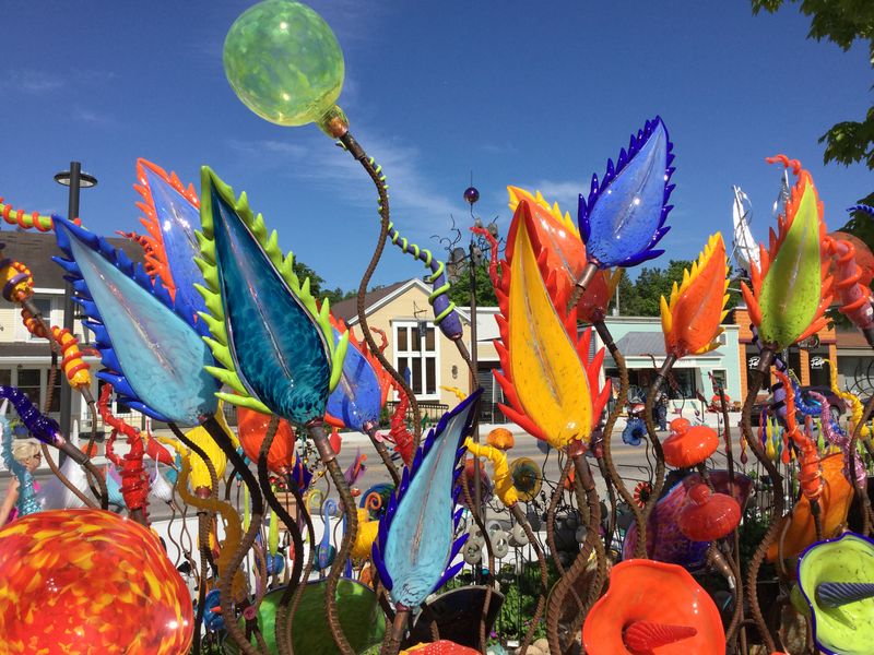 DRAGON LEAF  - GARDEN GLASS SCULPTURE