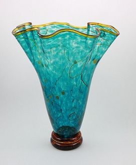EVERGREEN TALL FLUTTER VASE