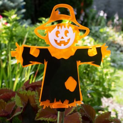 Natural Glowing Scarecrow Acrylic Stake