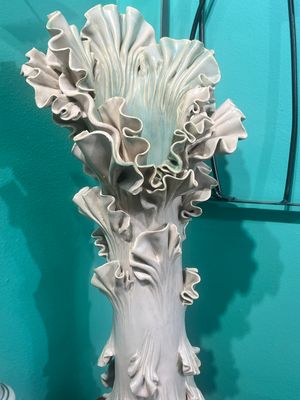 Tall Ruffle Vase - White w/ Teal Green