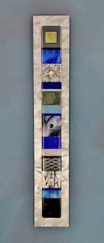 WALL TOTEM - 5&quot; X 30&quot; - B&amp;W BLUE