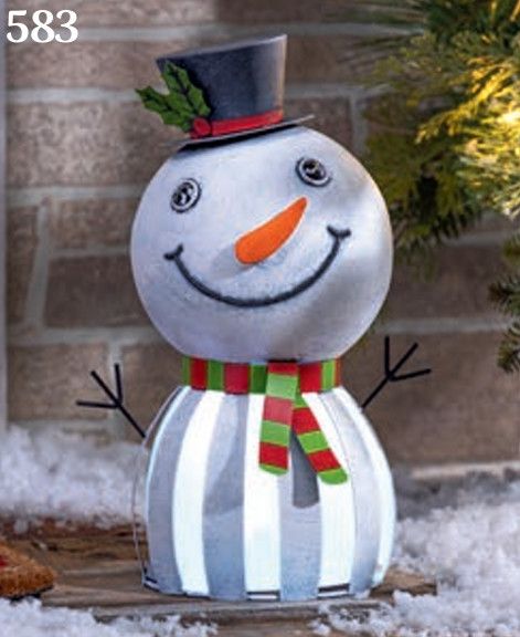 13.19in Solar Metal Snowman