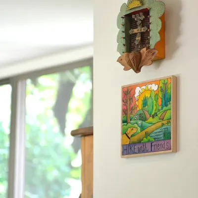ENJOY THE OUTDOORS - WOOD WALL ART "HIKE WITH FRIENDS"