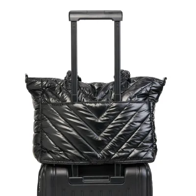 BLACK QUILTED HYDROTOTE