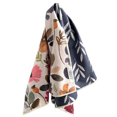 Ester: Reversible Hand Towel