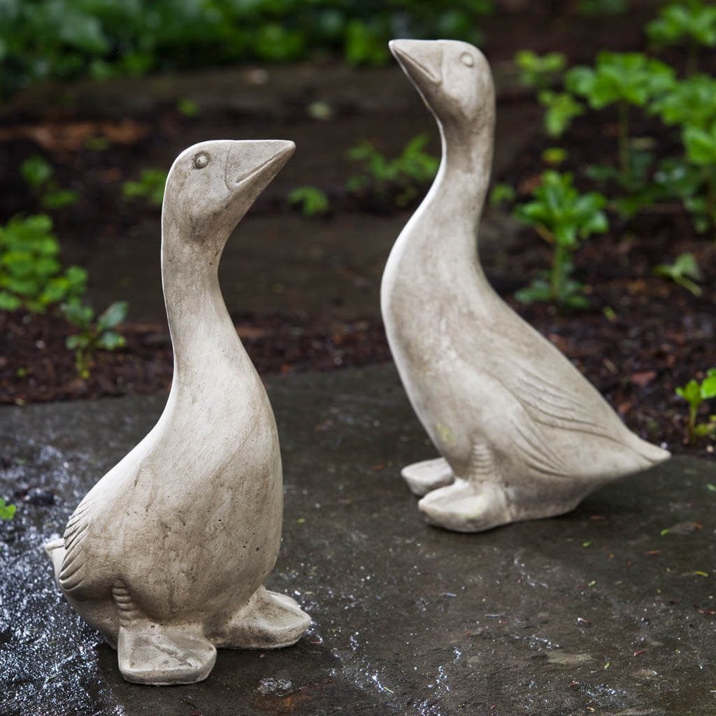 KATE&#39;S GOOSE STONE STATUE 13.75&quot; H