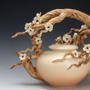 TEAPOT PLUM BLOSSOM
