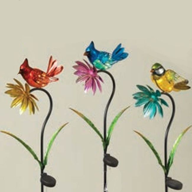 39in Solar Bird w/ Flower Yard Stake