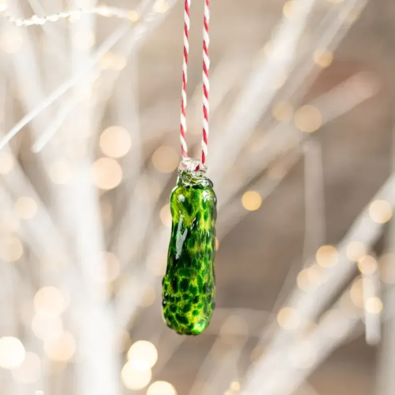 BLOWN GLASS PICKLE