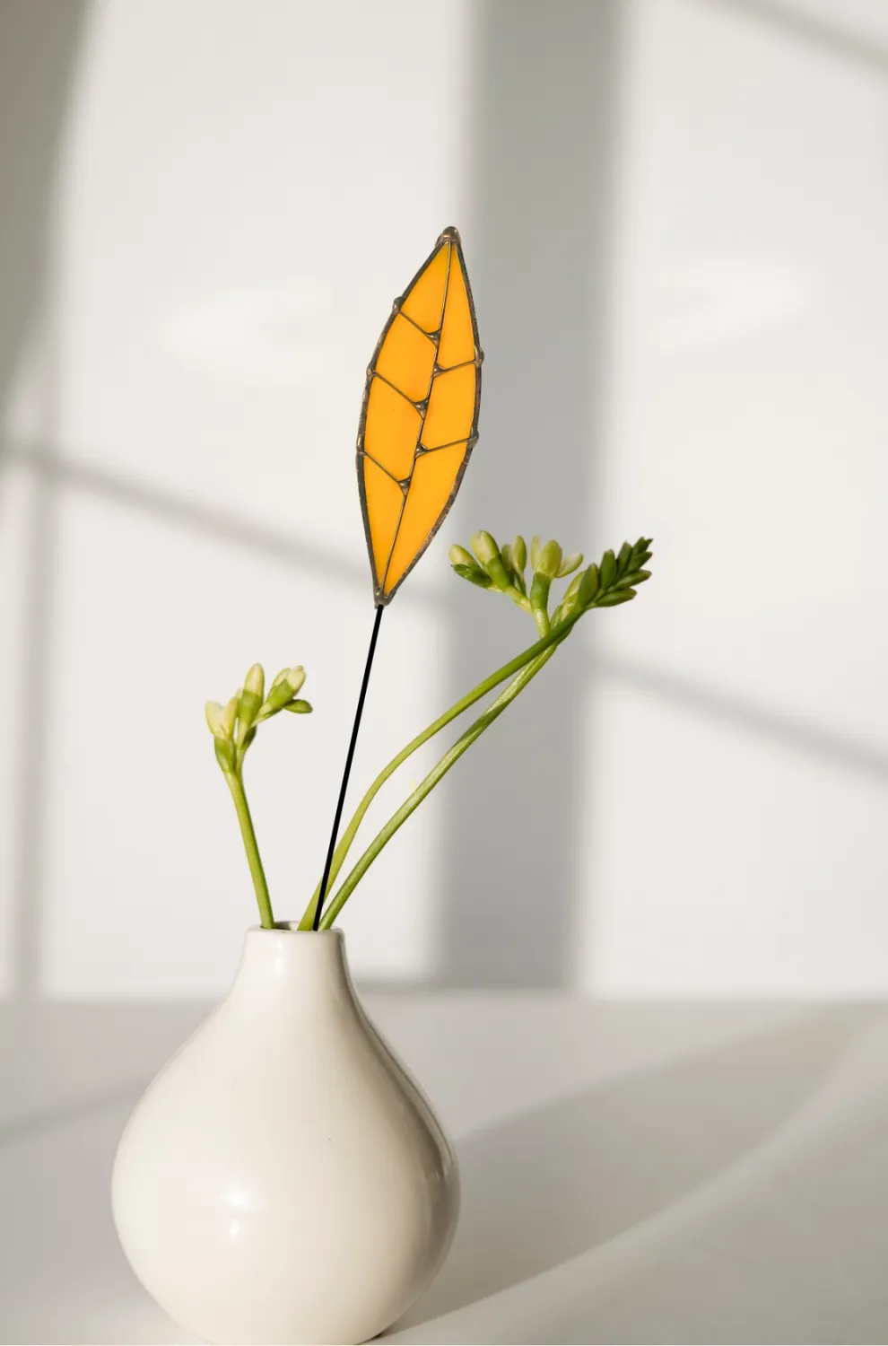 GLASS LEAF FLORA PLANT PICK - MARIGOLD ORANGE
