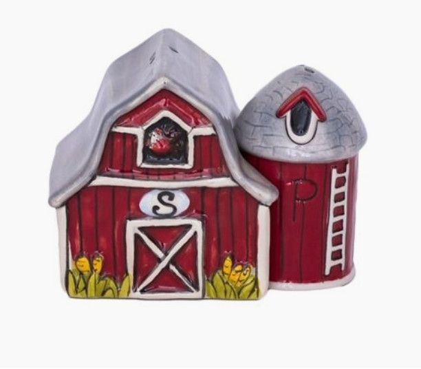 BARN AND SILO SALT &amp; PEPPER SET