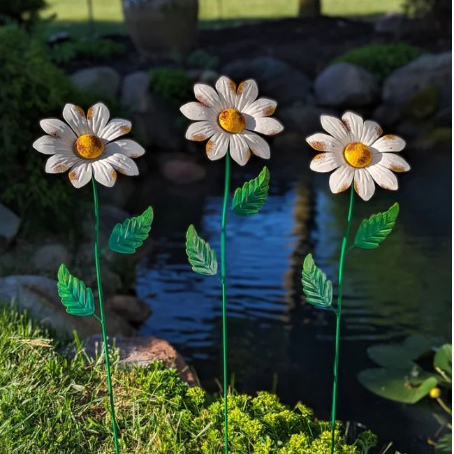 COUNTRY DAISY GARDEN STAKE