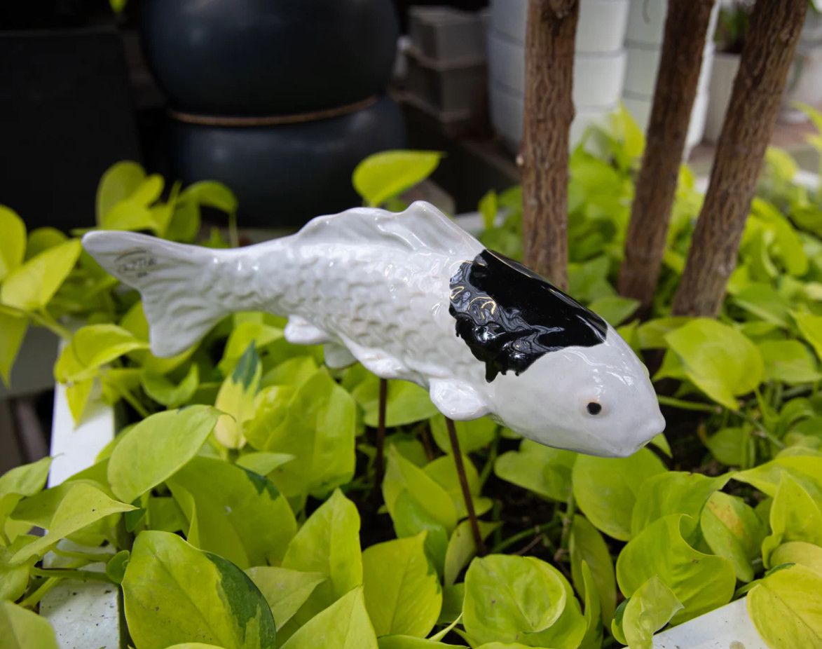 Garden Koi Fish on Stake White w/ Black (Yuki)