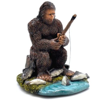 Bigfoot -  Catching Dinner | FAIRY GARDEN