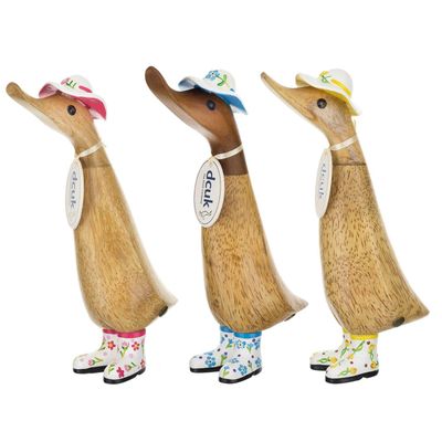 DCUK White Hat Boots Ducklings