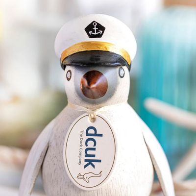 DCUK PENGUIN - CAPTAIN