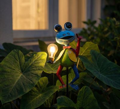 Colorful Metal Frog with a Solar Light - Blue