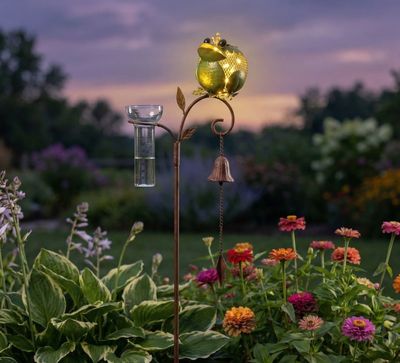 Rustic Frog Rain Gauge Solar Garden Stake