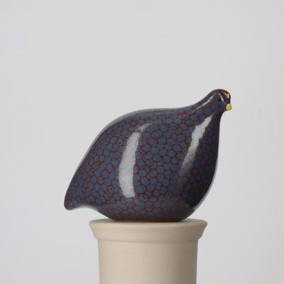 CERAMIC QUAIL  -  ELECTRIC BLUE SPOTTED RED SMALL