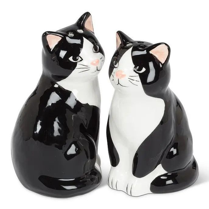 Sitting Cat Salt &amp; Pepper Shakers