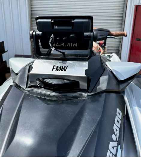 SEADOO MOUNT FISHFINDER/CHARTPLOTTER