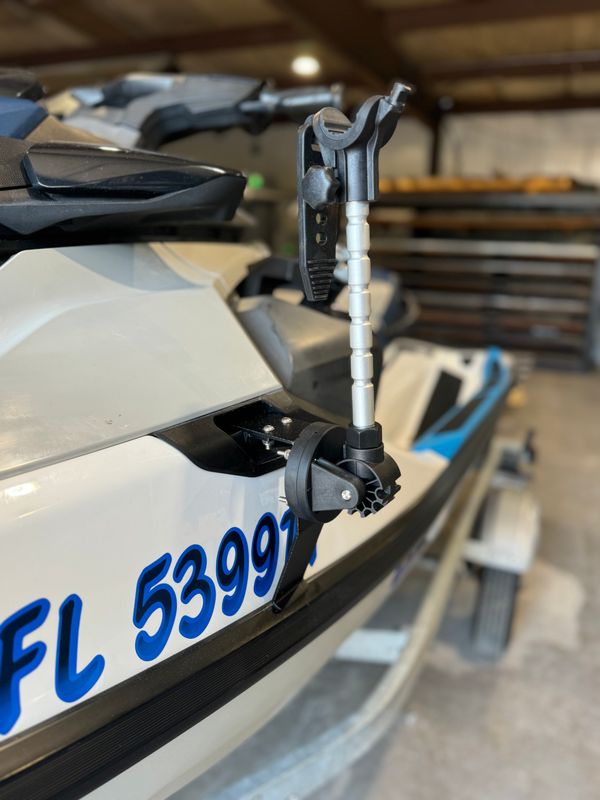 Seadoo trolling motor head support