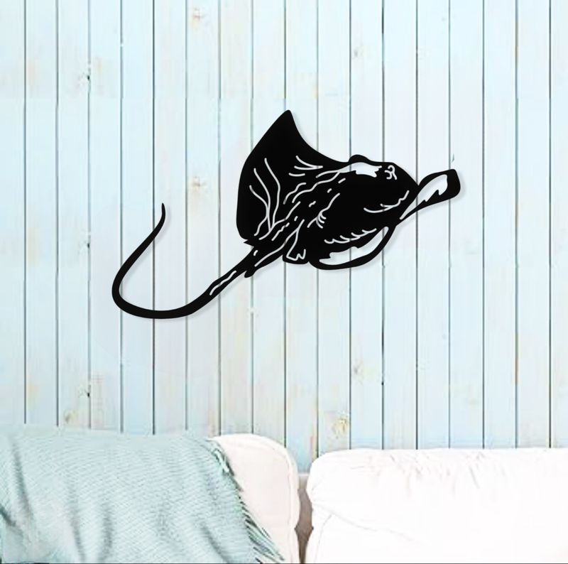 Metal Wall Hanging Stingray Decor, 20" x 16", BLK