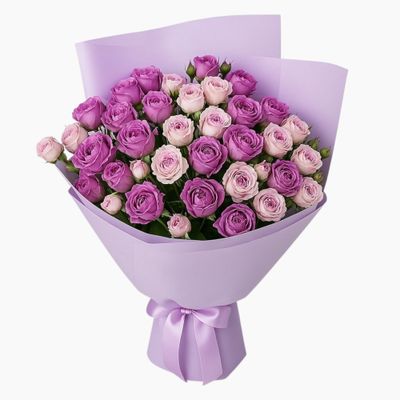 Bouquet of pink spray roses