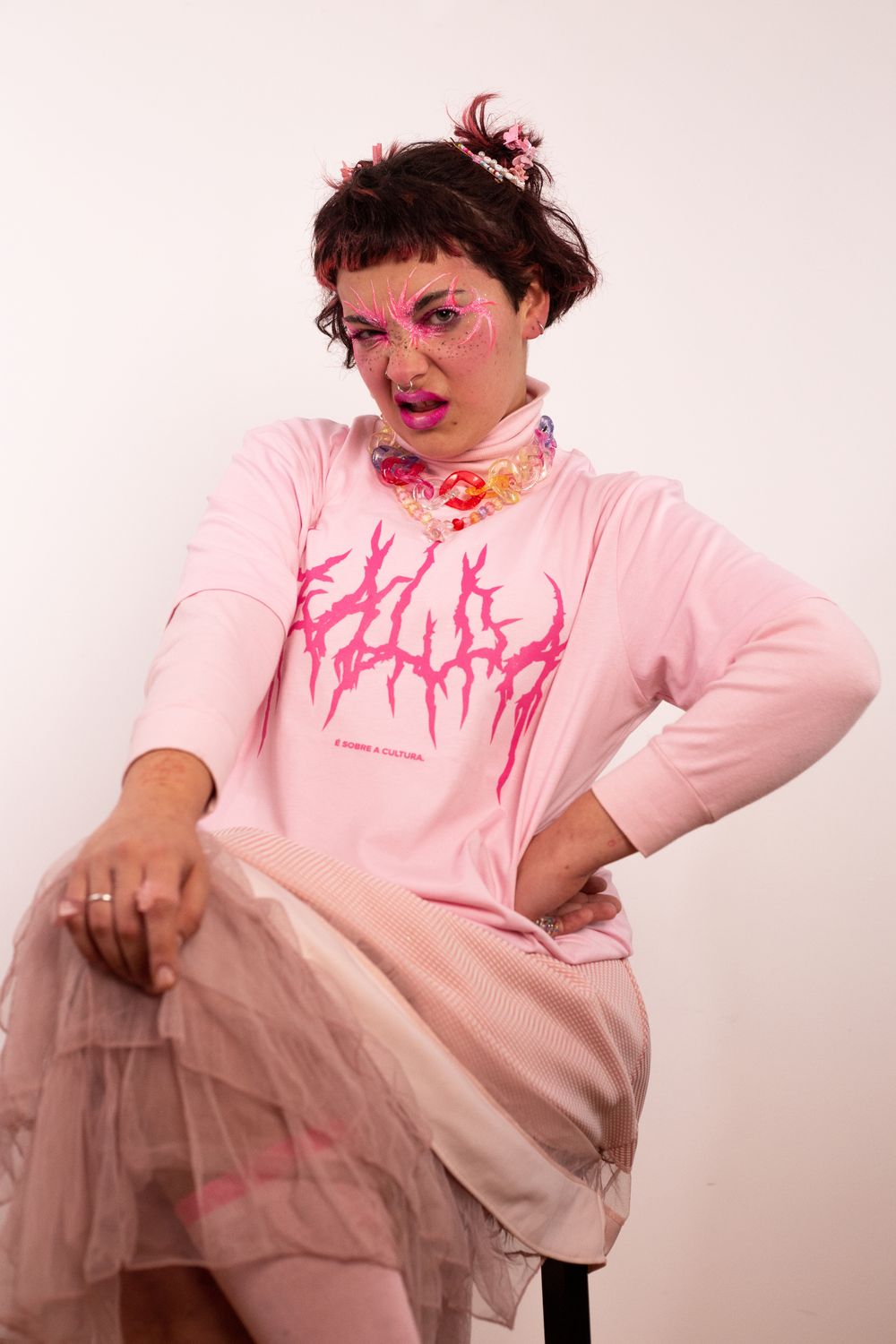T-Shirt &quot;É Sobre a Cultura.&quot; Rosa