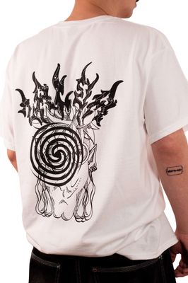 T-Shirt &quot;O Dinheiro Matou a Arte.&quot; 2.0 Branca