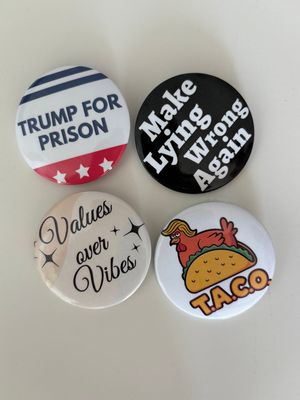 Set of 2 Protest Buttons