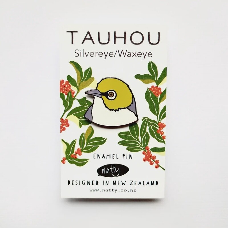 Enamel Pin-Tauhou Silvereye