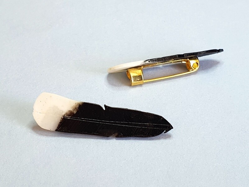 Brooch - Huia feather