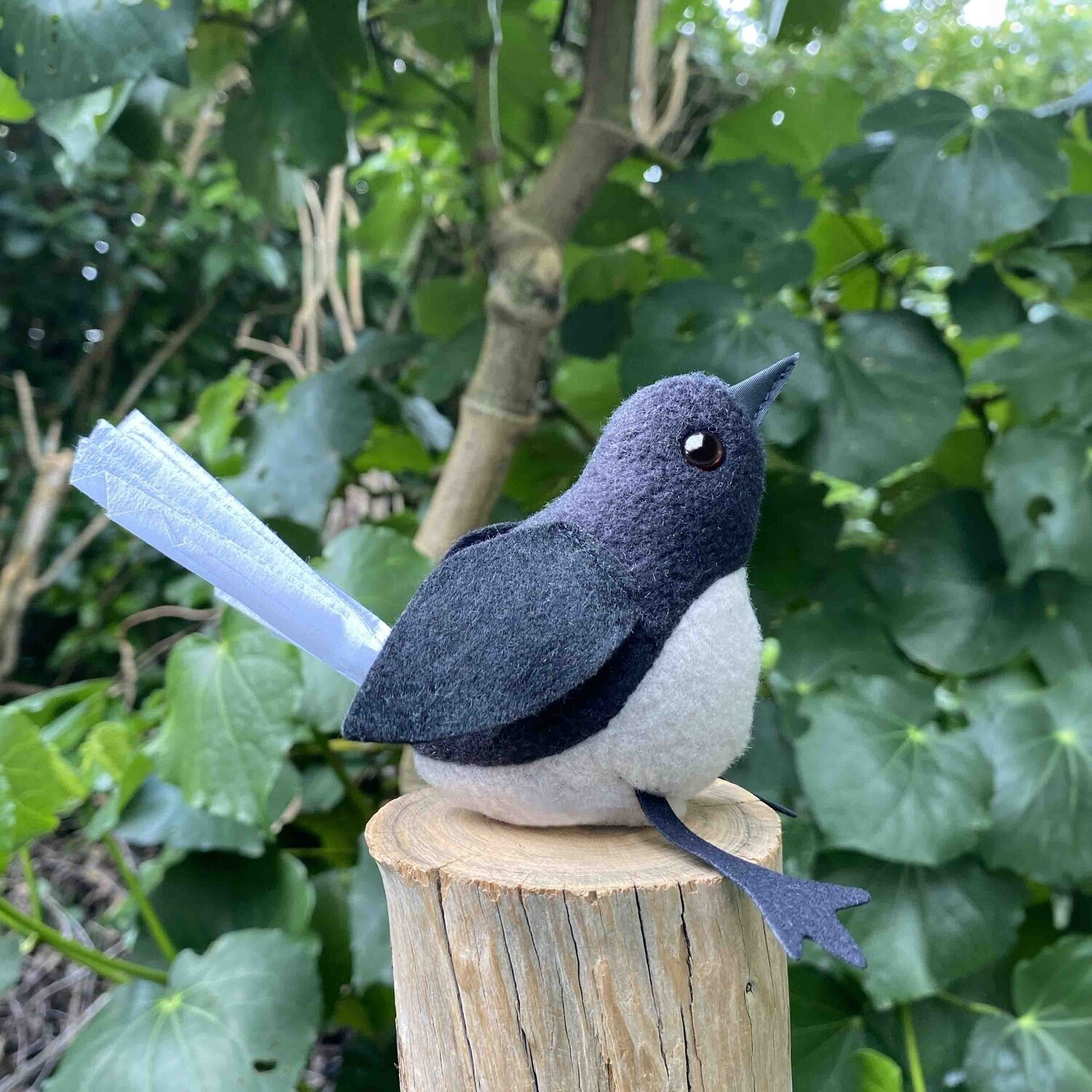 Beanie Toy- pīwakawaka/Fantail Beanie Toy- pīwakawaka/Fantail