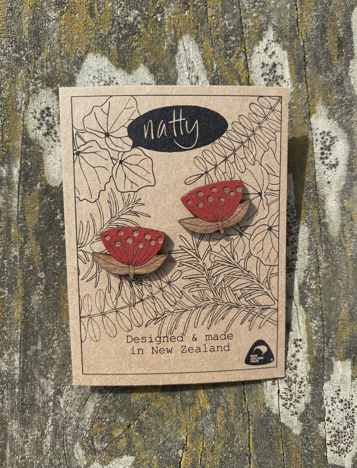 Earrings- pōhutukawa, rimu
