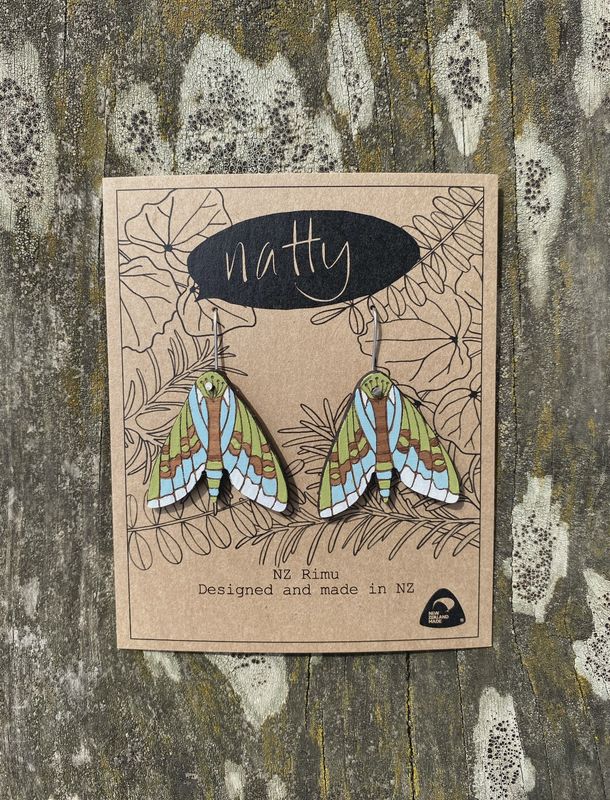 Earrings- pūriri moth, rimu