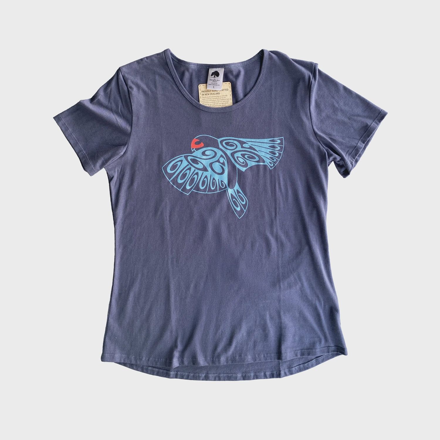 T-Shirt: kākāriki bird, womens