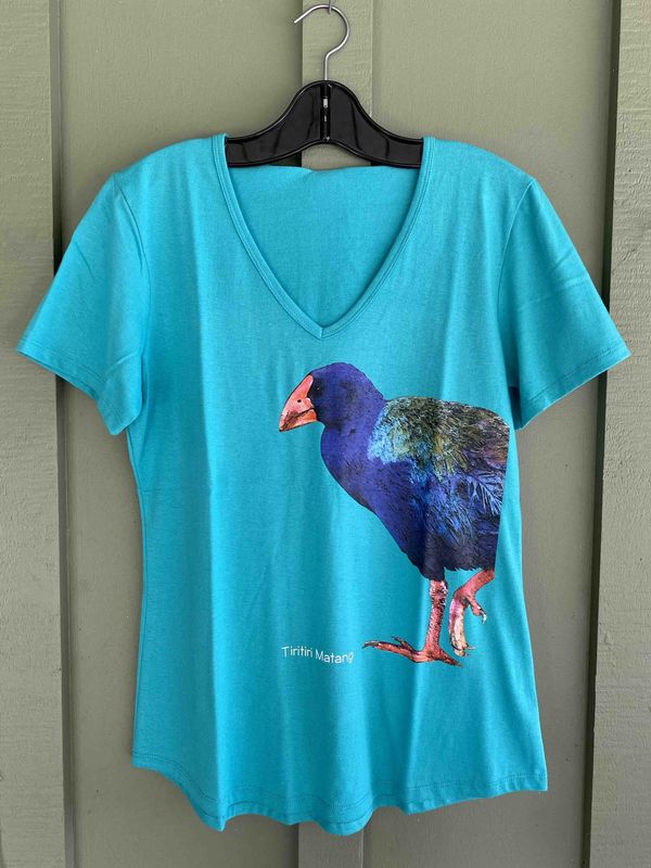 Vneck T-Shirt- takahē, teal, womens