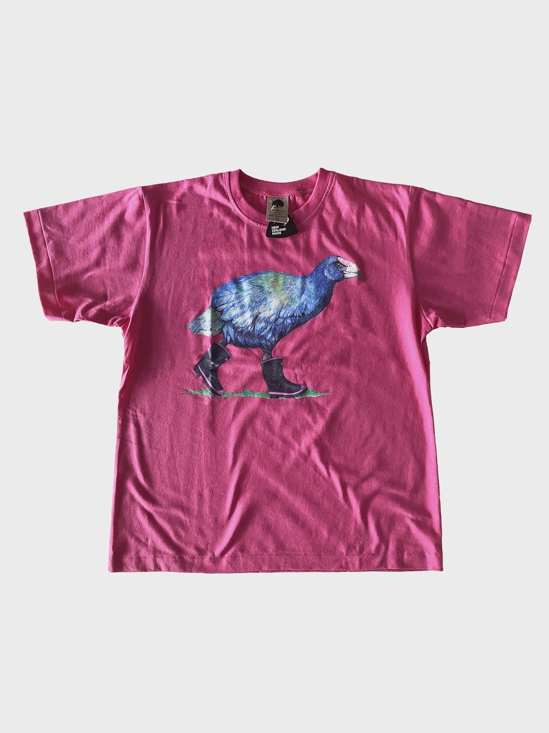 T-Shirt: takahē in gumboots, fushia, kids