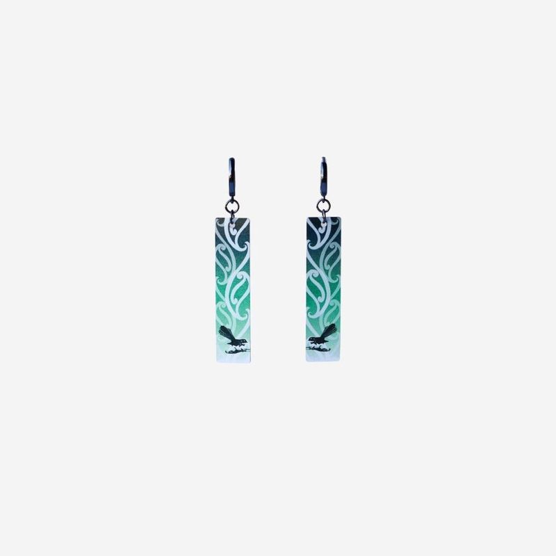 Earrings- Pīwakawaka Ngutukākā